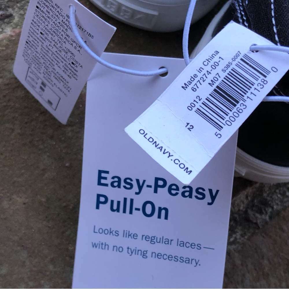 NWT Old Navy Black Canvas Slip-On Sneakers, Size Little Kid 12 - Picture 2 of 8